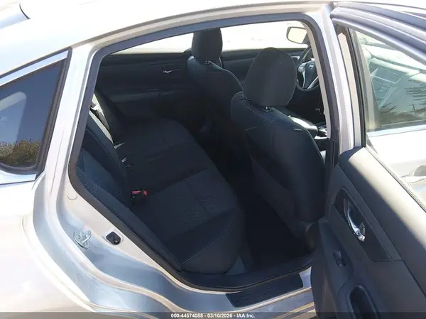1N4AL3AP0JC477073 2018 NISSAN ALTIMA - Image 8