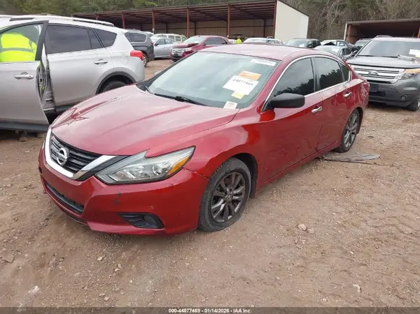 1N4AL3AP0JC478739 2018 NISSAN ALTIMA - Image 2
