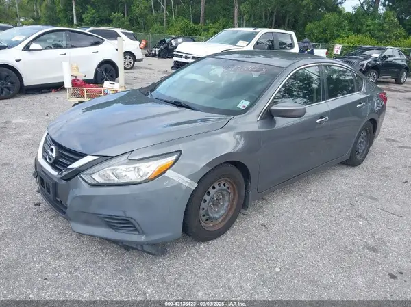 1N4AL3AP0JC479776 2018 NISSAN ALTIMA - Image 2