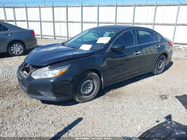 1N4AL3AP1GC109588 2016 NISSAN ALTIMA - Image 2