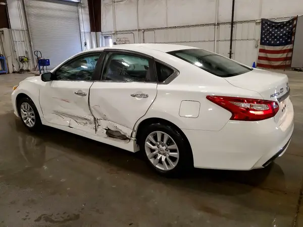 1N4AL3AP1GC113110 2016 NISSAN ALTIMA - Image 2