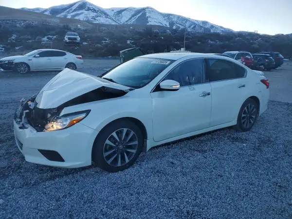 1N4AL3AP1GC117559 2016 NISSAN ALTIMA - Image 1