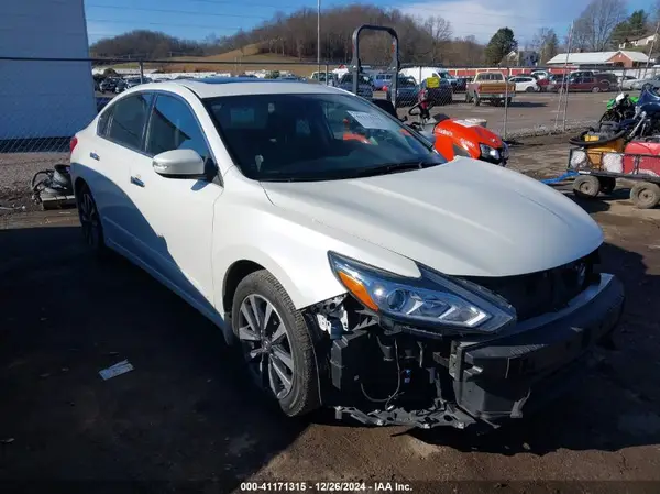 1N4AL3AP1GC119165 2016 NISSAN ALTIMA - Image 1