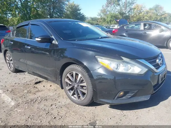 1N4AL3AP1GC123667 2016 NISSAN ALTIMA - Image 1
