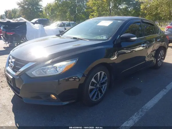 1N4AL3AP1GC123667 2016 NISSAN ALTIMA - Image 2