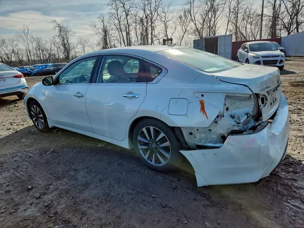 1N4AL3AP1GC125936 2016 NISSAN ALTIMA - Image 2