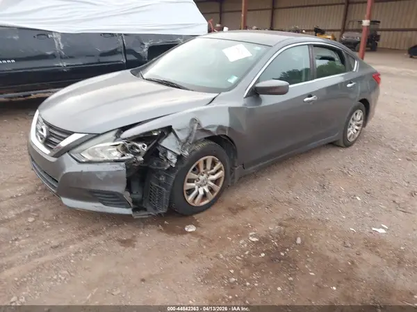 1N4AL3AP1GC128898 2016 NISSAN ALTIMA - Image 2