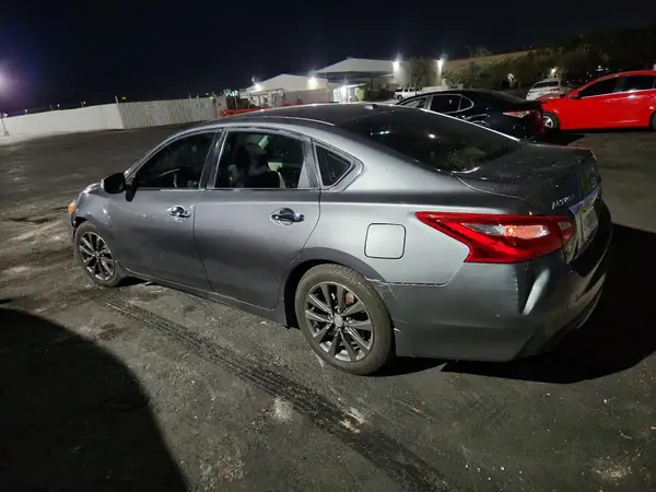 1N4AL3AP1GC130568 2016 NISSAN ALTIMA - Image 2