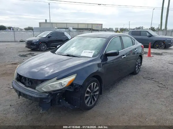 1N4AL3AP1GC131834 2016 NISSAN ALTIMA - Image 2