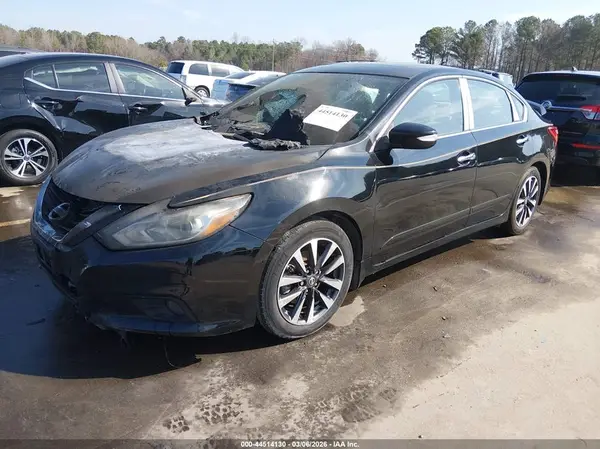 1N4AL3AP1GC132076 2016 NISSAN ALTIMA - Image 2