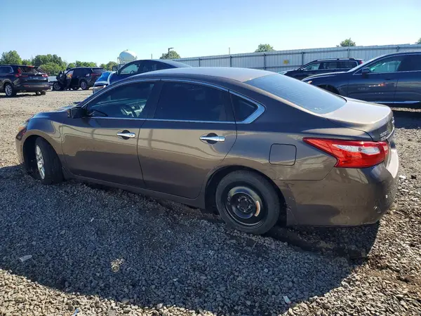 1N4AL3AP1GC132580 2016 NISSAN ALTIMA - Image 2