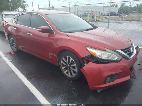 1N4AL3AP1GC135317 2016 NISSAN ALTIMA - Image 1