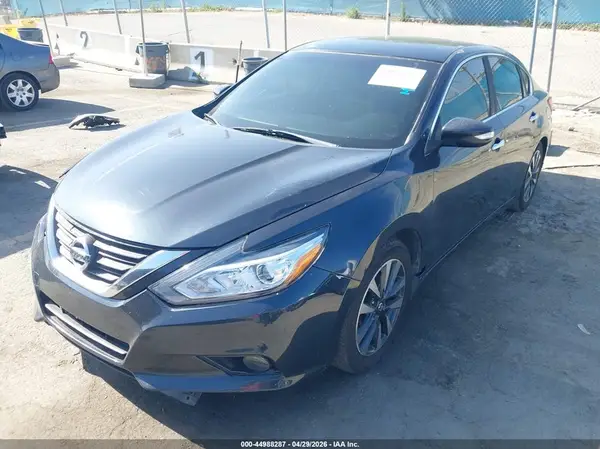 1N4AL3AP1GC136208 2016 NISSAN ALTIMA - Image 2