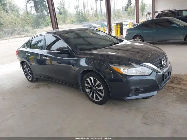 1N4AL3AP1GC137729 2016 NISSAN ALTIMA - Image 1