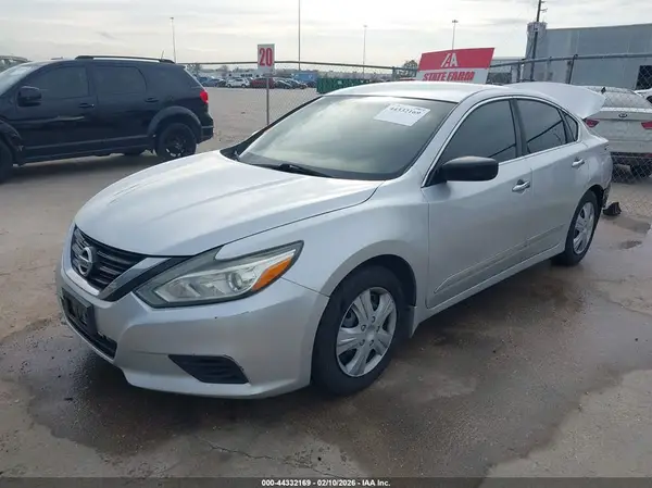 1N4AL3AP1GC140808 2016 NISSAN ALTIMA - Image 2
