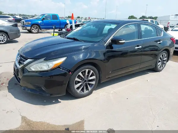 1N4AL3AP1GC142381 2016 NISSAN ALTIMA - Image 2