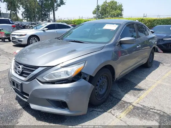 1N4AL3AP1GC143370 2016 NISSAN ALTIMA - Image 2