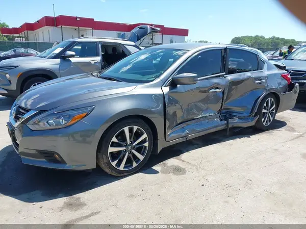 1N4AL3AP1GC143398 2016 NISSAN ALTIMA - Image 2