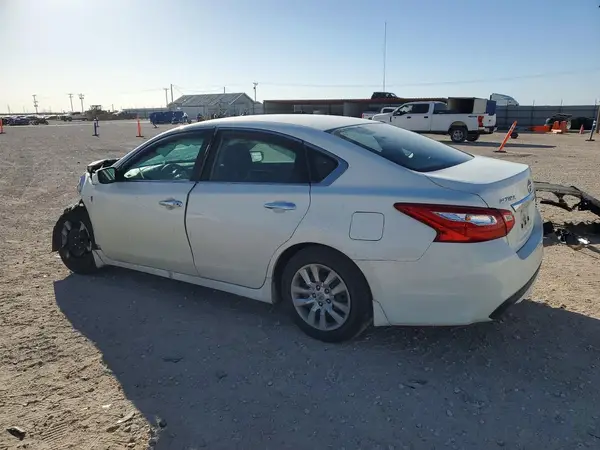 1N4AL3AP1GC143837 2016 NISSAN ALTIMA - Image 2
