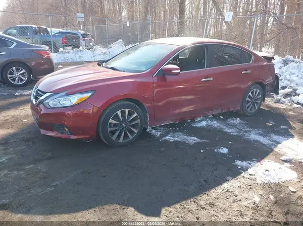 1N4AL3AP1GC145944 2016 NISSAN ALTIMA - Image 2