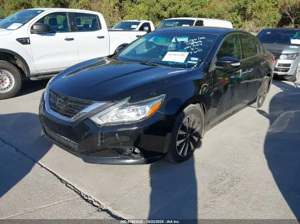 1N4AL3AP1GC146818 2016 NISSAN ALTIMA - Image 2