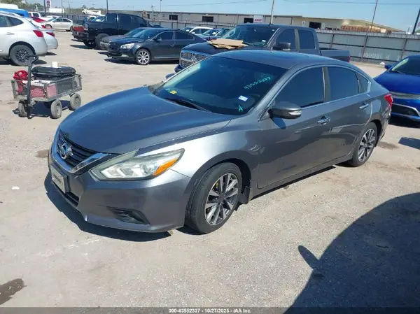 1N4AL3AP1GC159858 2016 NISSAN ALTIMA - Image 2