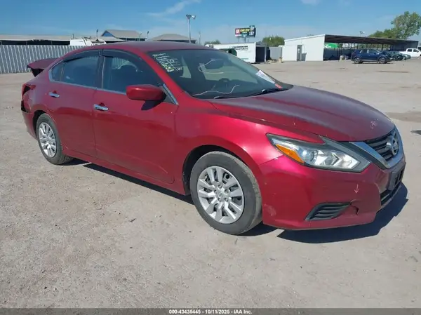 1N4AL3AP1GC160427 2016 NISSAN ALTIMA - Image 1