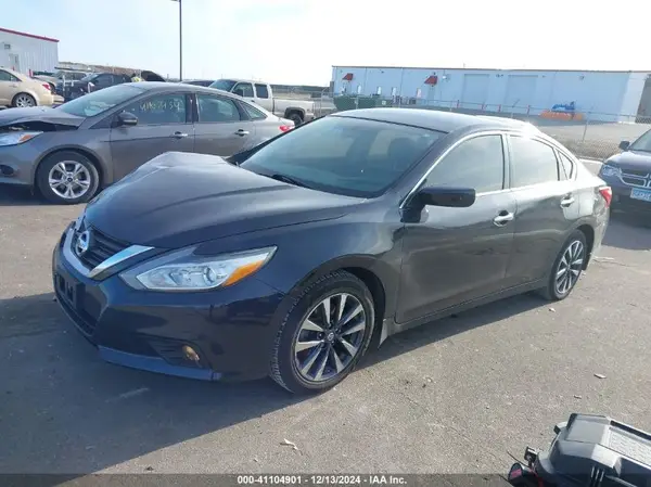 1N4AL3AP1GC165613 2016 NISSAN ALTIMA - Image 2