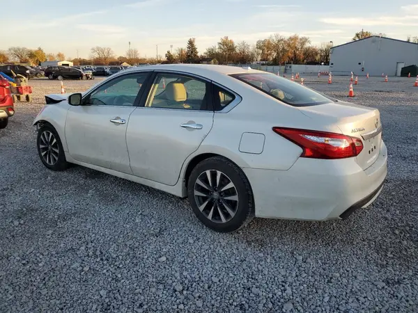 1N4AL3AP1GC167975 2016 NISSAN ALTIMA - Image 2