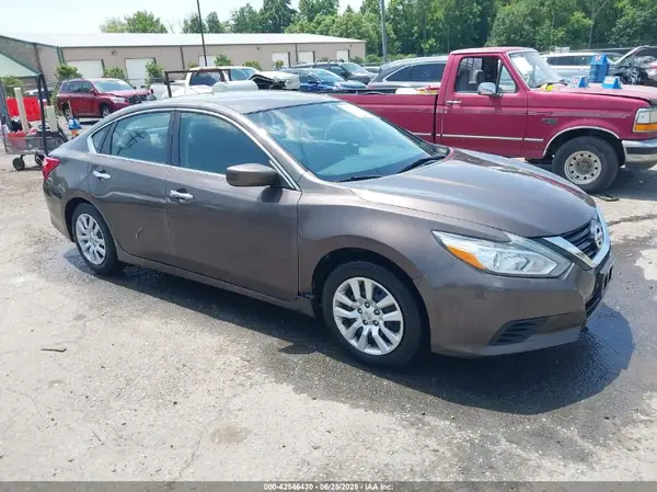 1N4AL3AP1GC168012 2016 NISSAN ALTIMA - Image 1