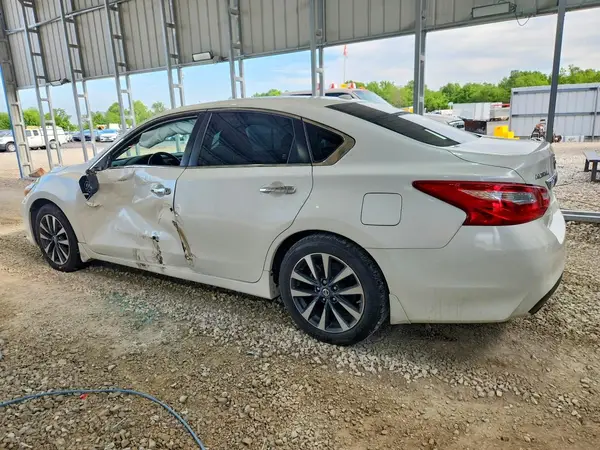 1N4AL3AP1GC171976 2016 NISSAN ALTIMA - Image 2