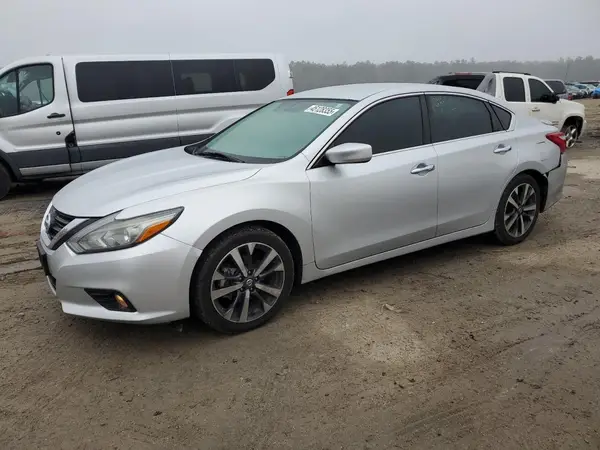 1N4AL3AP1GC173310 2016 NISSAN ALTIMA - Image 1