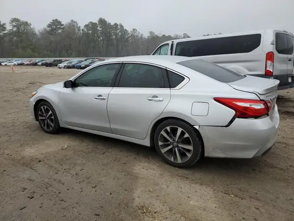 1N4AL3AP1GC173310 2016 NISSAN ALTIMA - Image 2
