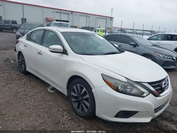 1N4AL3AP1GC173422 2016 NISSAN ALTIMA - Image 1