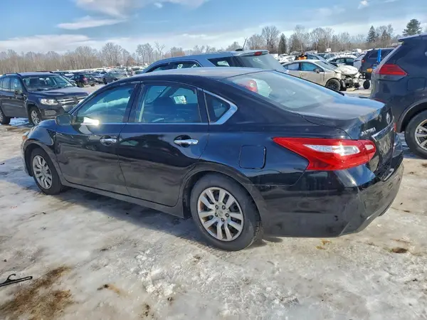 1N4AL3AP1GC173758 2016 NISSAN ALTIMA - Image 2