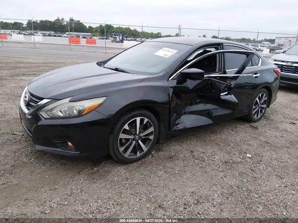 1N4AL3AP1GC174537 2016 NISSAN ALTIMA - Image 2