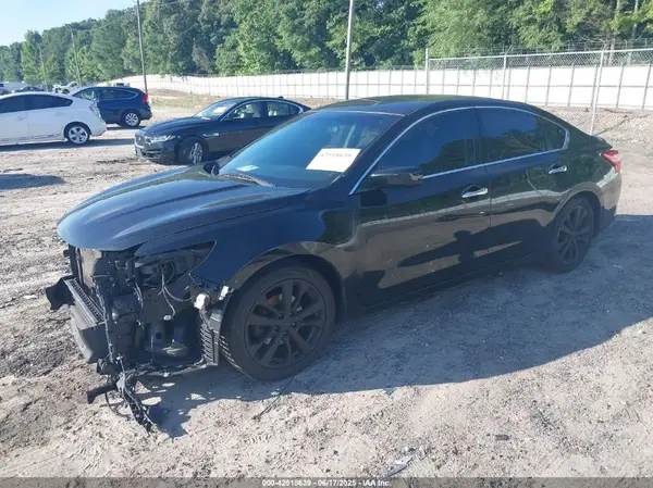 1N4AL3AP1GC174621 2016 NISSAN ALTIMA - Image 2