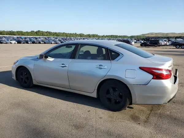1N4AL3AP1GC177437 2016 NISSAN ALTIMA - Image 2