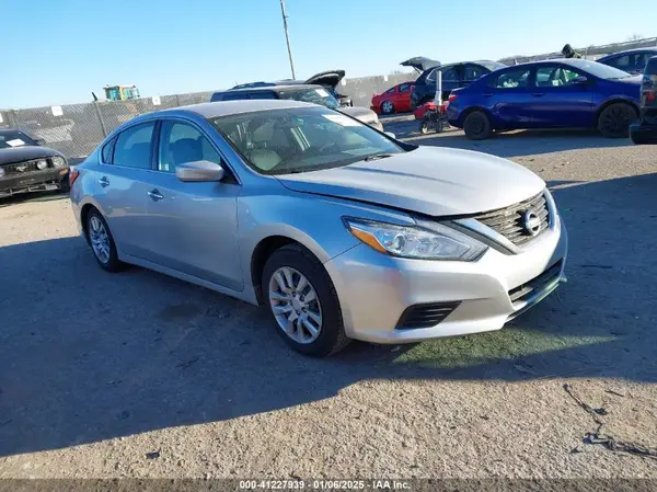 1N4AL3AP1GC179642 2016 NISSAN ALTIMA - Image 1