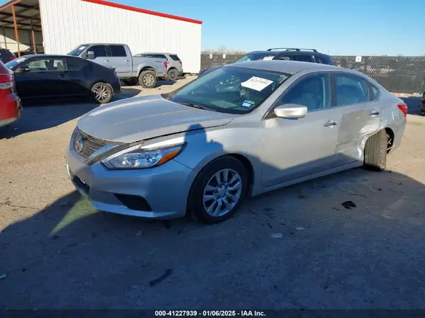 1N4AL3AP1GC179642 2016 NISSAN ALTIMA - Image 2
