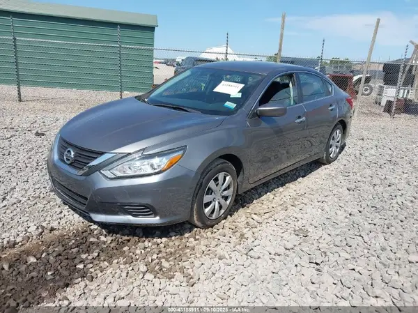 1N4AL3AP1GC184078 2016 NISSAN ALTIMA - Image 2