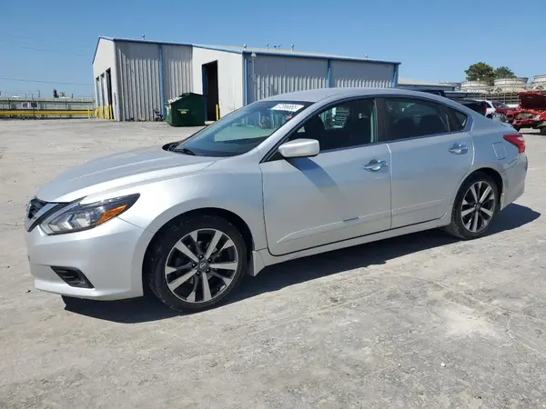 1N4AL3AP1GC184159 2016 NISSAN ALTIMA - Image 1