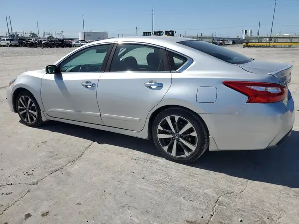 1N4AL3AP1GC184159 2016 NISSAN ALTIMA - Image 2