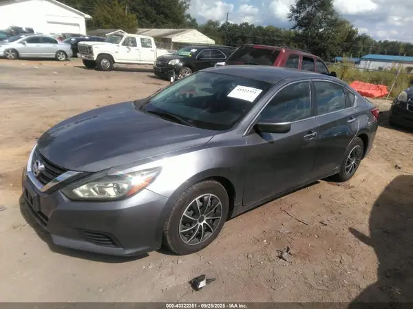 1N4AL3AP1GC186039 2016 NISSAN ALTIMA - Image 2