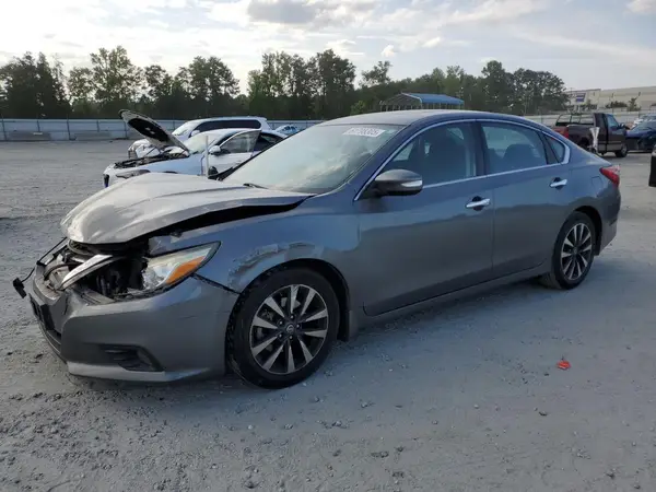 1N4AL3AP1GC186946 2016 NISSAN ALTIMA - Image 1