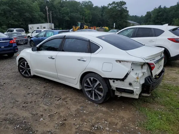1N4AL3AP1GC189944 2016 NISSAN ALTIMA - Image 2