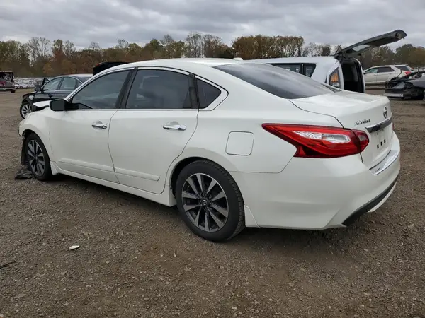 1N4AL3AP1GC196330 2016 NISSAN ALTIMA - Image 2
