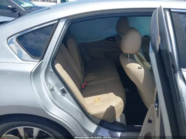 1N4AL3AP1GC198465 2016 NISSAN ALTIMA - Image 8