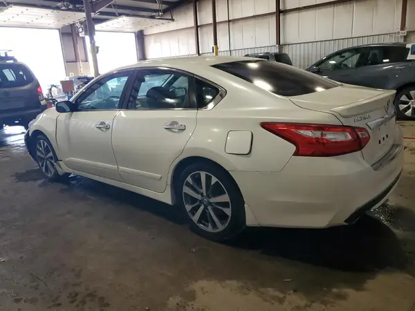 1N4AL3AP1GC199678 2016 NISSAN ALTIMA - Image 2