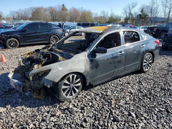 1N4AL3AP1GC203826 2016 NISSAN ALTIMA - Image 1